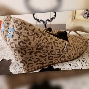 TOMS Canvas Safari Wedge 6.5 W